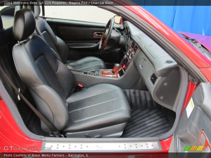 Magma Red / Charcoal Black 2001 Mercedes-Benz SLK 320 Roadster