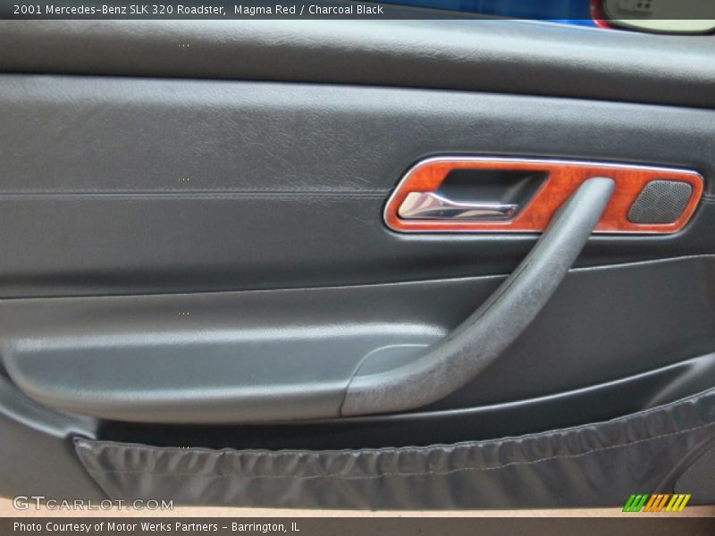 Magma Red / Charcoal Black 2001 Mercedes-Benz SLK 320 Roadster