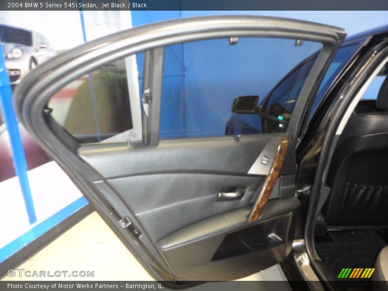 Jet Black / Black 2004 BMW 5 Series 545i Sedan