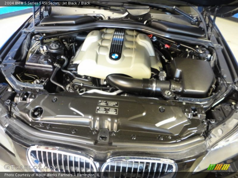  2004 5 Series 545i Sedan Engine - 4.4L DOHC 32V V8