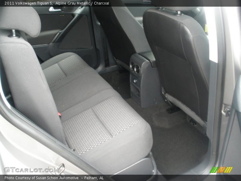 Alpine Gray Metallic / Charcoal 2011 Volkswagen Tiguan S