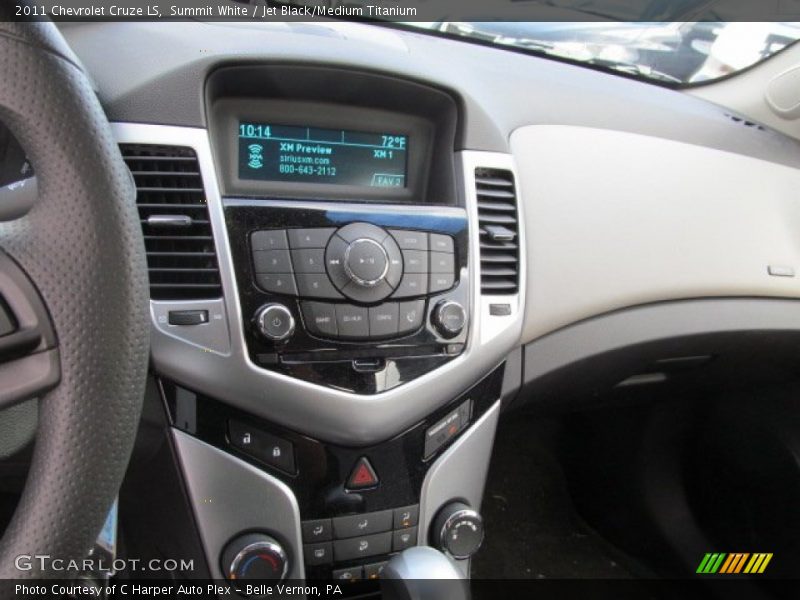 Summit White / Jet Black/Medium Titanium 2011 Chevrolet Cruze LS