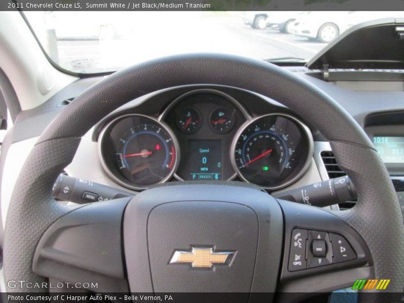 Summit White / Jet Black/Medium Titanium 2011 Chevrolet Cruze LS