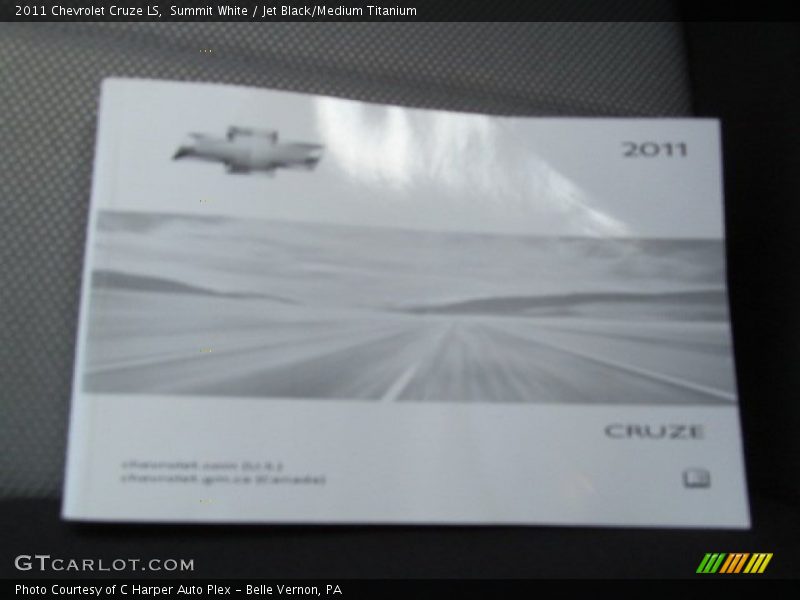 Summit White / Jet Black/Medium Titanium 2011 Chevrolet Cruze LS