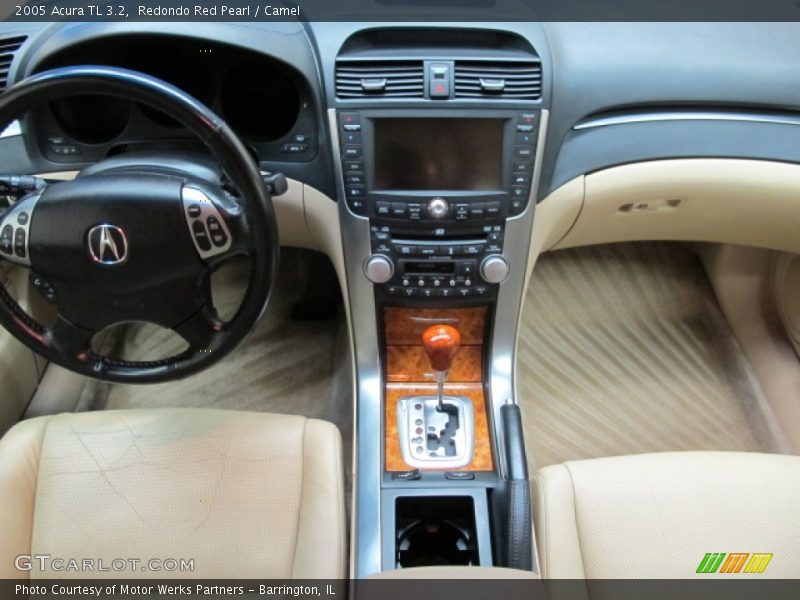 Dashboard of 2005 TL 3.2
