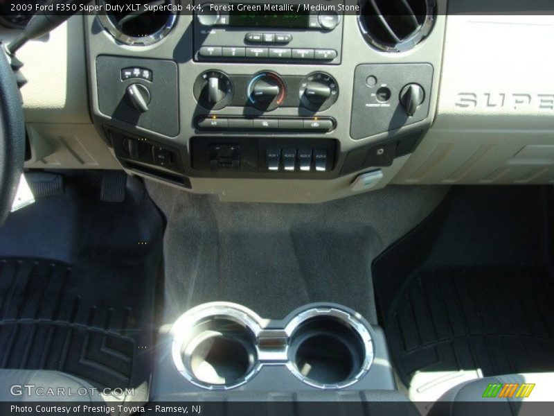 Forest Green Metallic / Medium Stone 2009 Ford F350 Super Duty XLT SuperCab 4x4