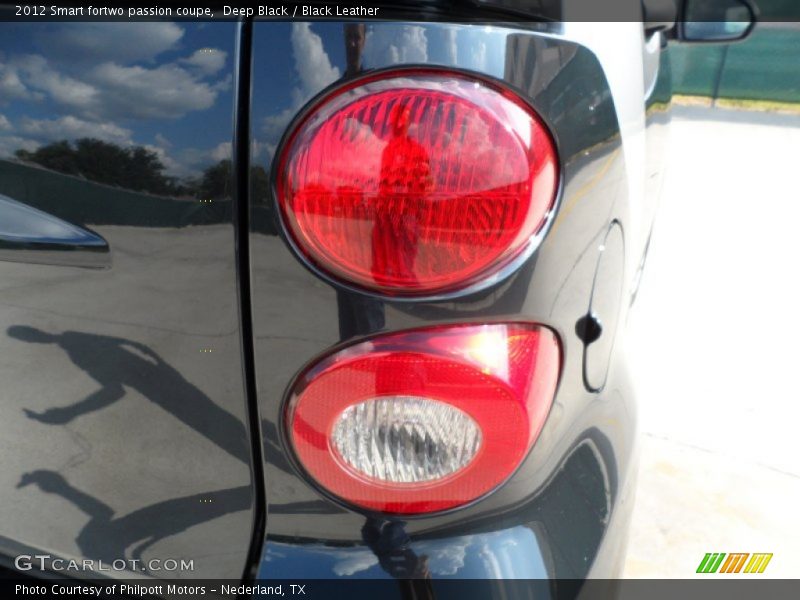 Deep Black / Black Leather 2012 Smart fortwo passion coupe