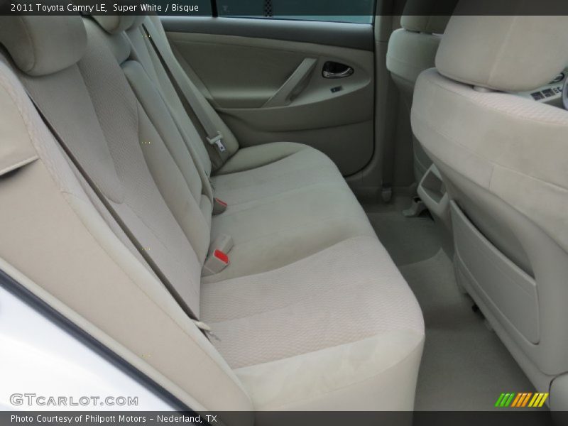 Super White / Bisque 2011 Toyota Camry LE