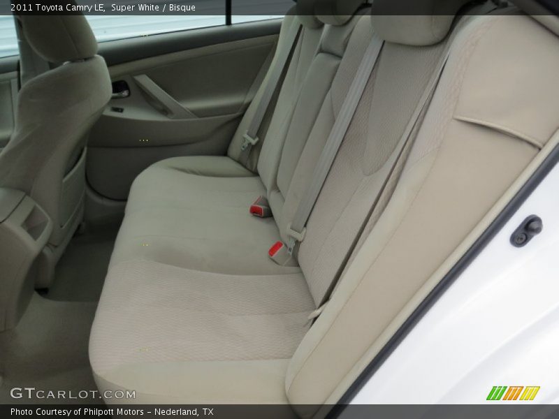 Super White / Bisque 2011 Toyota Camry LE
