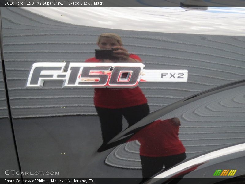 Tuxedo Black / Black 2010 Ford F150 FX2 SuperCrew
