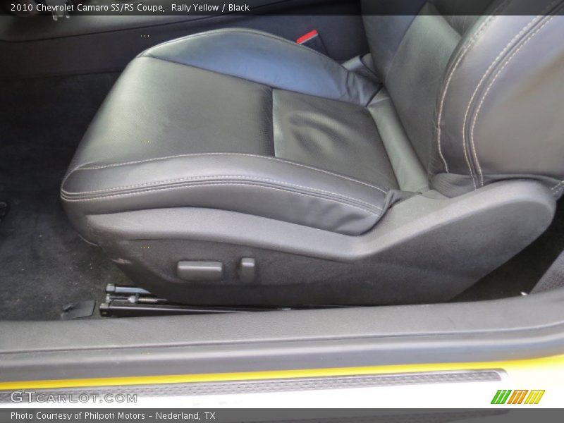 Front Seat of 2010 Camaro SS/RS Coupe