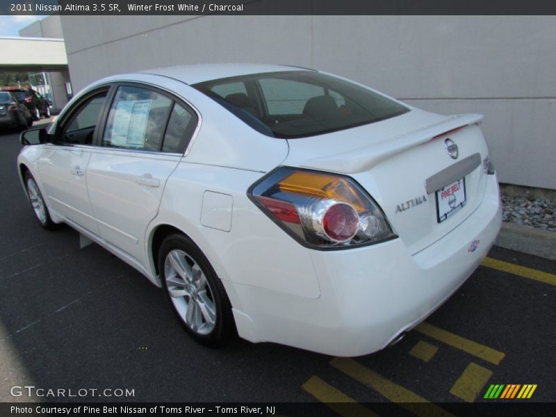 Winter Frost White / Charcoal 2011 Nissan Altima 3.5 SR