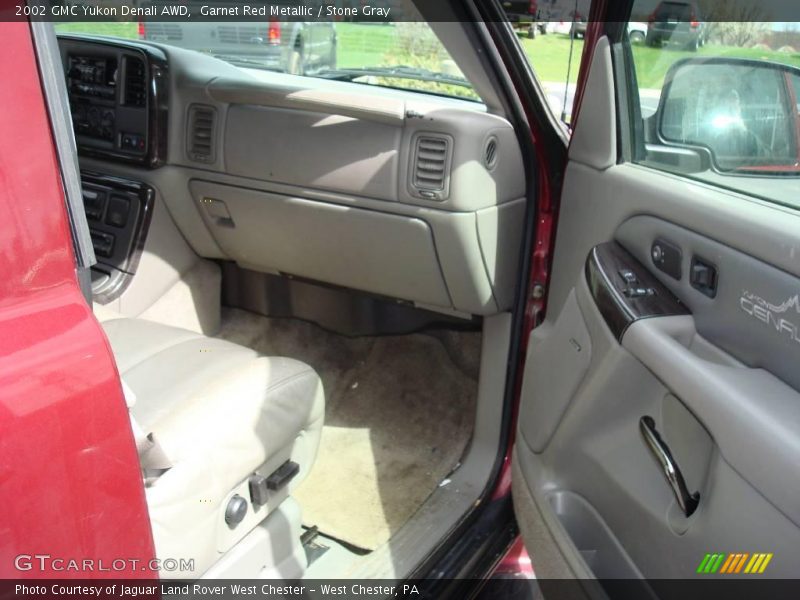 Garnet Red Metallic / Stone Gray 2002 GMC Yukon Denali AWD