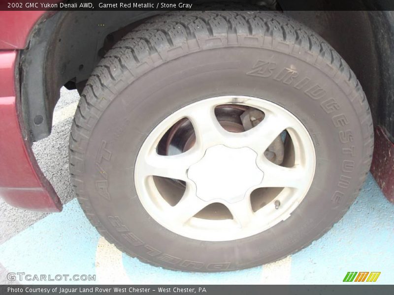 Garnet Red Metallic / Stone Gray 2002 GMC Yukon Denali AWD