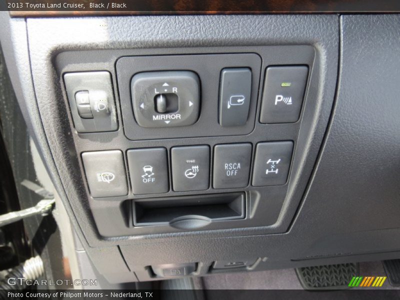 Controls of 2013 Land Cruiser 