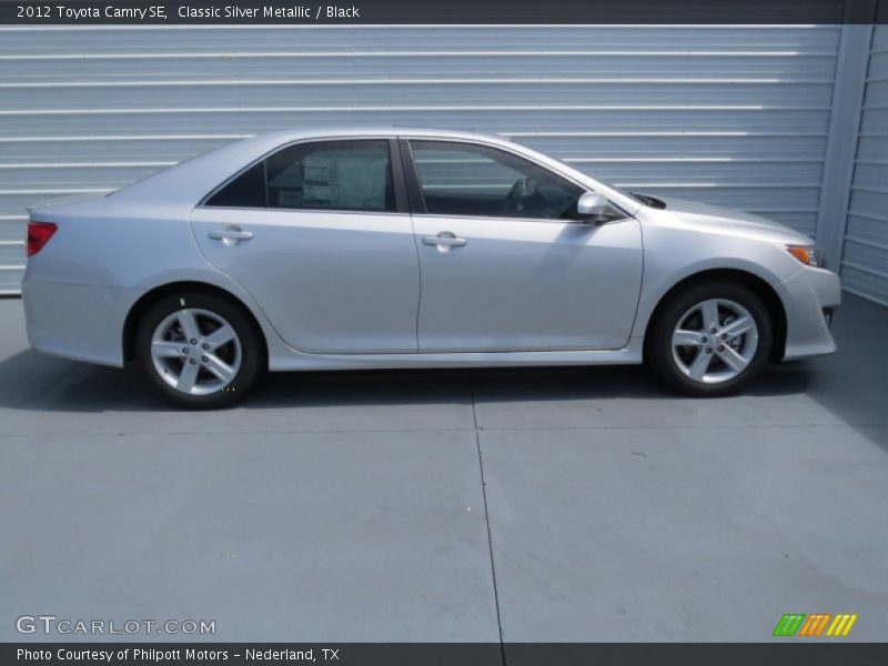 Classic Silver Metallic / Black 2012 Toyota Camry SE