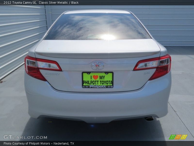 Classic Silver Metallic / Black 2012 Toyota Camry SE