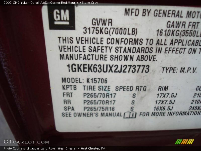 Garnet Red Metallic / Stone Gray 2002 GMC Yukon Denali AWD