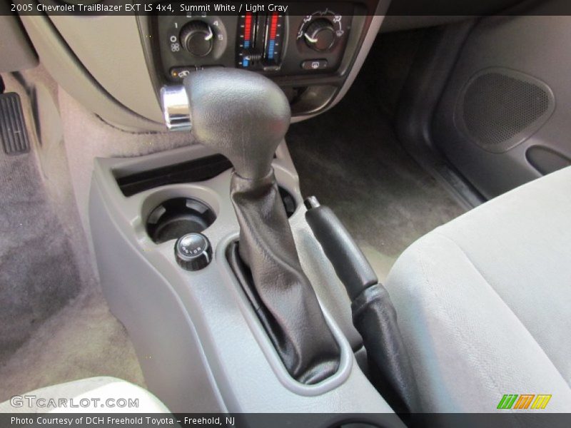 Summit White / Light Gray 2005 Chevrolet TrailBlazer EXT LS 4x4