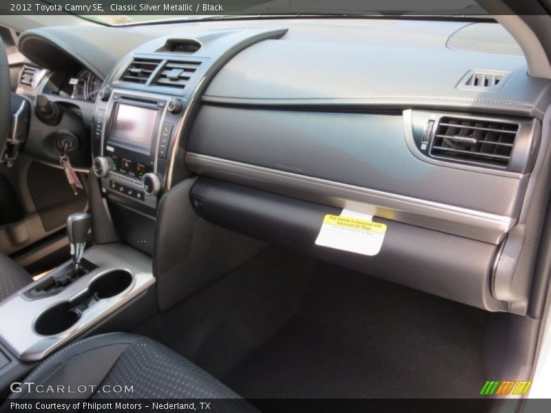 Classic Silver Metallic / Black 2012 Toyota Camry SE
