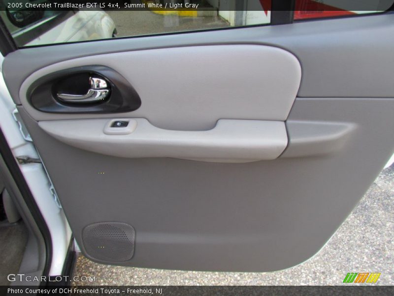 Summit White / Light Gray 2005 Chevrolet TrailBlazer EXT LS 4x4