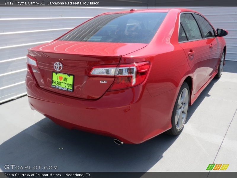 Barcelona Red Metallic / Black 2012 Toyota Camry SE