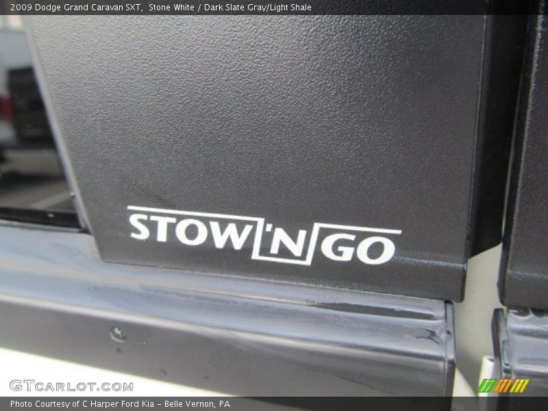 Stone White / Dark Slate Gray/Light Shale 2009 Dodge Grand Caravan SXT