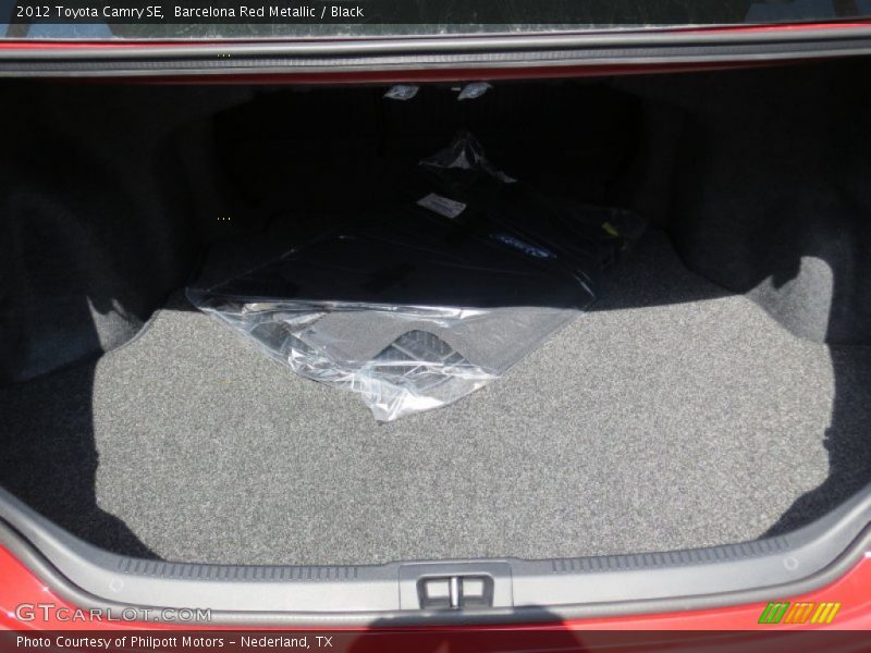 Barcelona Red Metallic / Black 2012 Toyota Camry SE