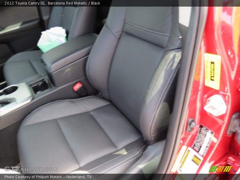 Barcelona Red Metallic / Black 2012 Toyota Camry SE