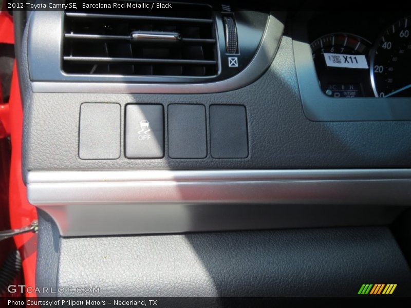 Barcelona Red Metallic / Black 2012 Toyota Camry SE