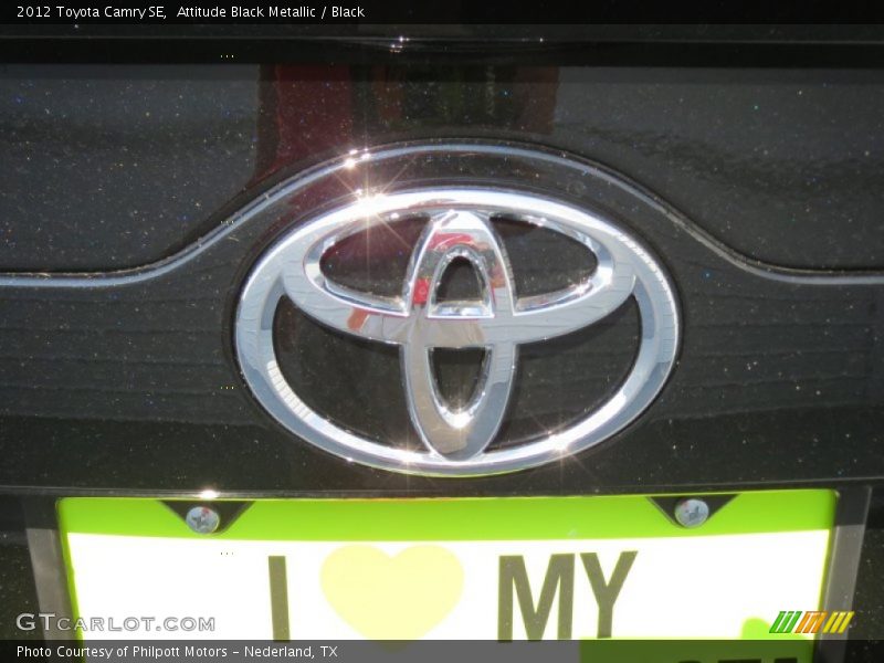 Attitude Black Metallic / Black 2012 Toyota Camry SE