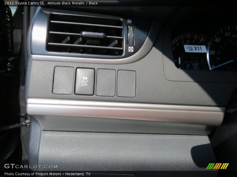 Attitude Black Metallic / Black 2012 Toyota Camry SE