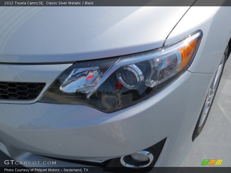 Classic Silver Metallic / Black 2012 Toyota Camry SE