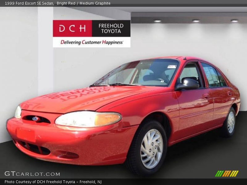 Bright Red / Medium Graphite 1999 Ford Escort SE Sedan