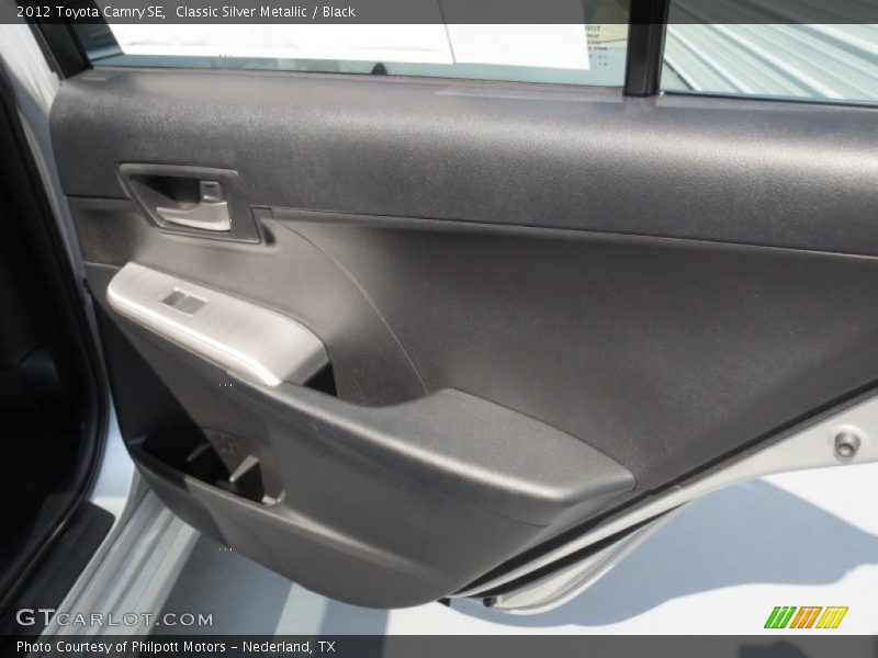 Classic Silver Metallic / Black 2012 Toyota Camry SE