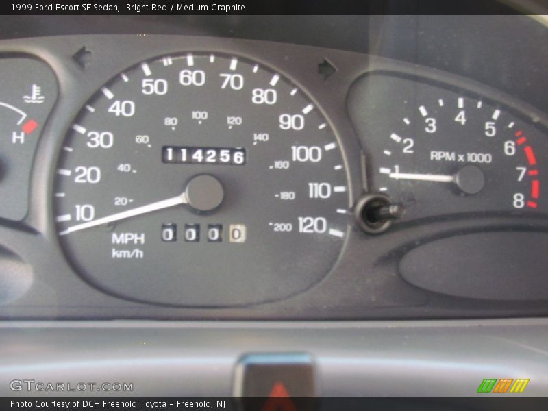 Bright Red / Medium Graphite 1999 Ford Escort SE Sedan