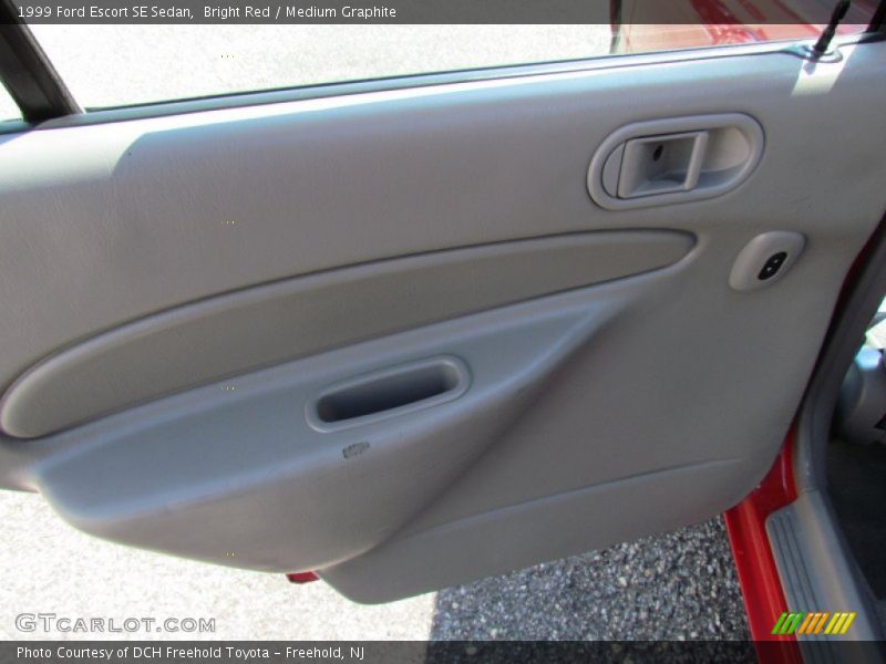 Bright Red / Medium Graphite 1999 Ford Escort SE Sedan