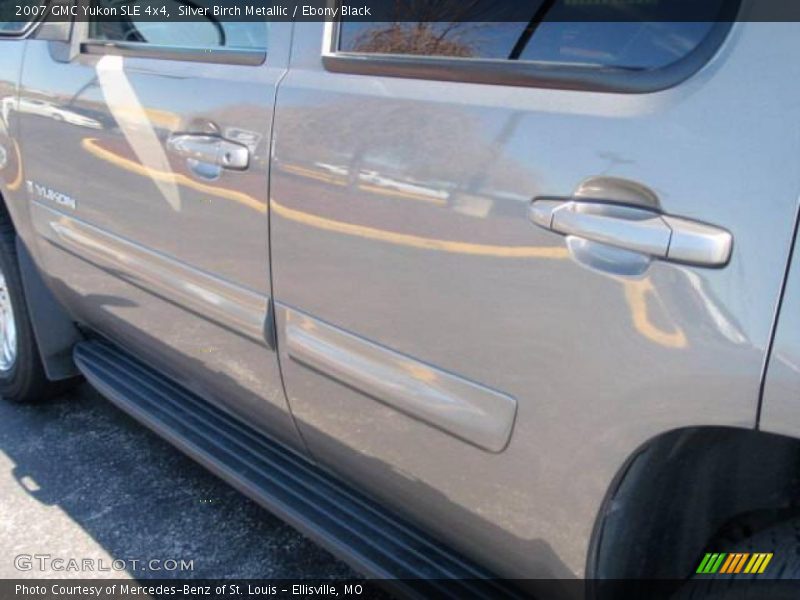 Silver Birch Metallic / Ebony Black 2007 GMC Yukon SLE 4x4