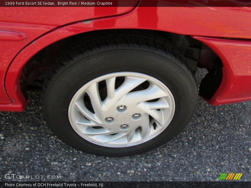 Bright Red / Medium Graphite 1999 Ford Escort SE Sedan