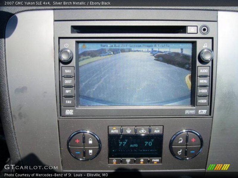 Silver Birch Metallic / Ebony Black 2007 GMC Yukon SLE 4x4
