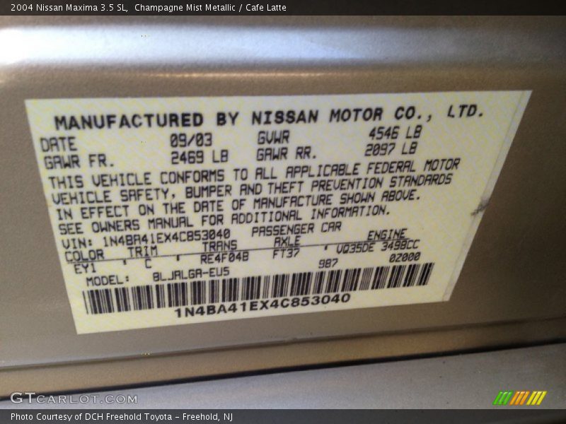 Champagne Mist Metallic / Cafe Latte 2004 Nissan Maxima 3.5 SL
