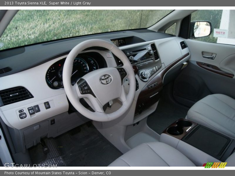 Super White / Light Gray 2013 Toyota Sienna XLE