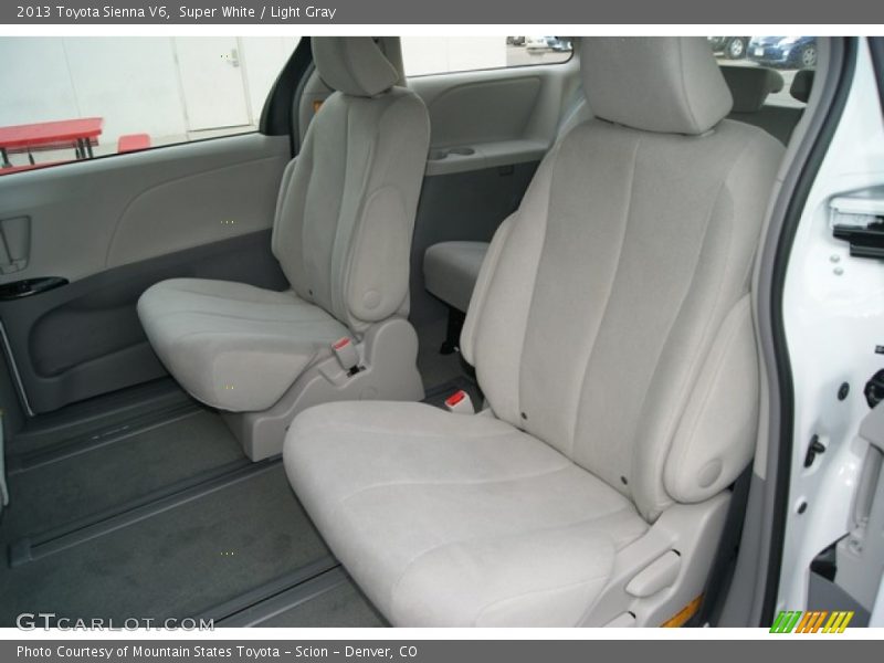 Super White / Light Gray 2013 Toyota Sienna V6