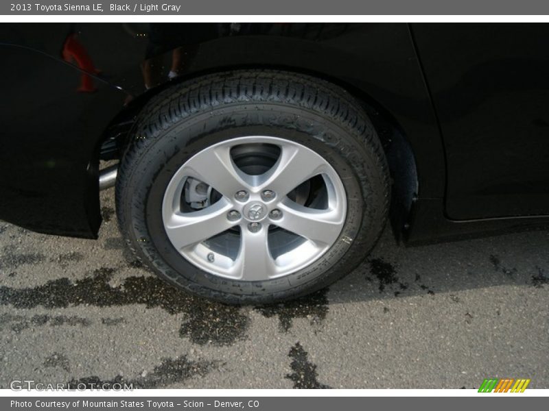 Black / Light Gray 2013 Toyota Sienna LE