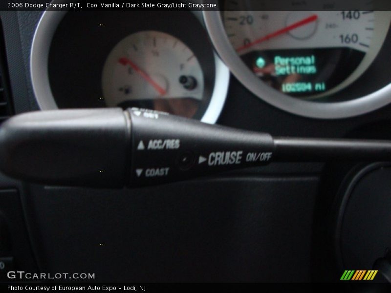 Cool Vanilla / Dark Slate Gray/Light Graystone 2006 Dodge Charger R/T