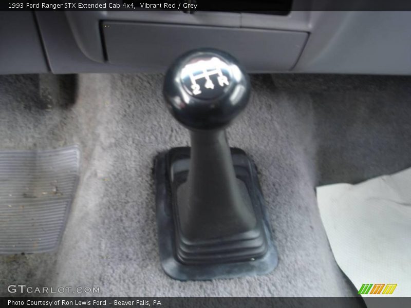 Vibrant Red / Grey 1993 Ford Ranger STX Extended Cab 4x4