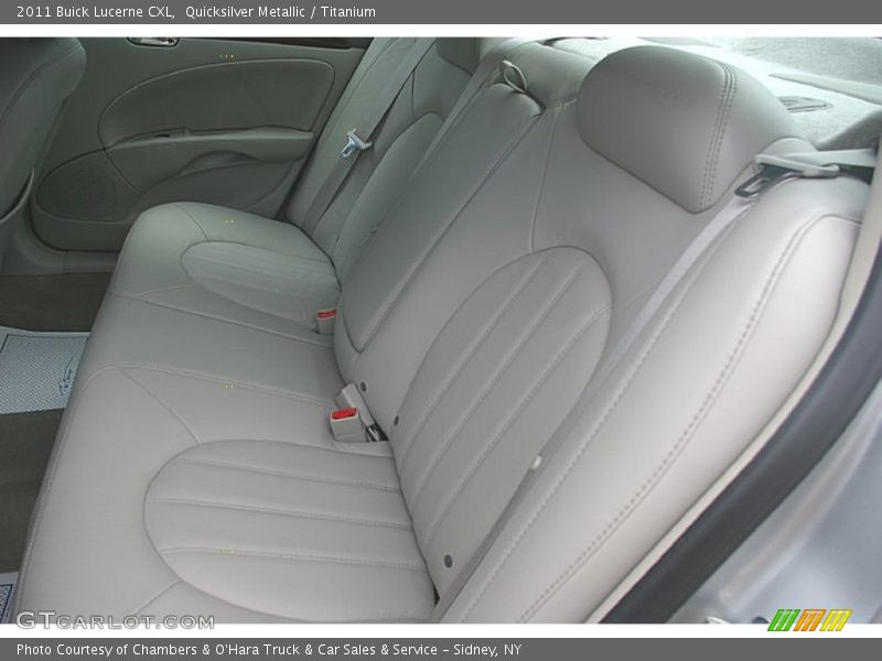 Quicksilver Metallic / Titanium 2011 Buick Lucerne CXL