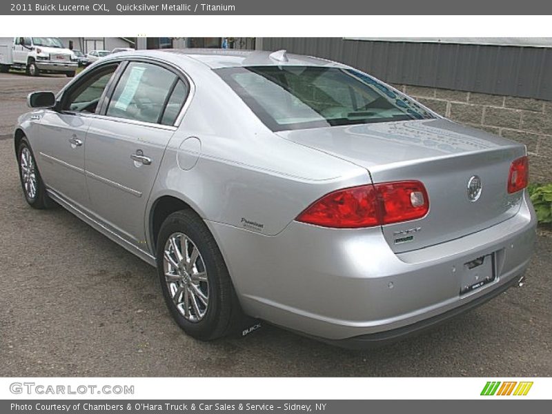 Quicksilver Metallic / Titanium 2011 Buick Lucerne CXL
