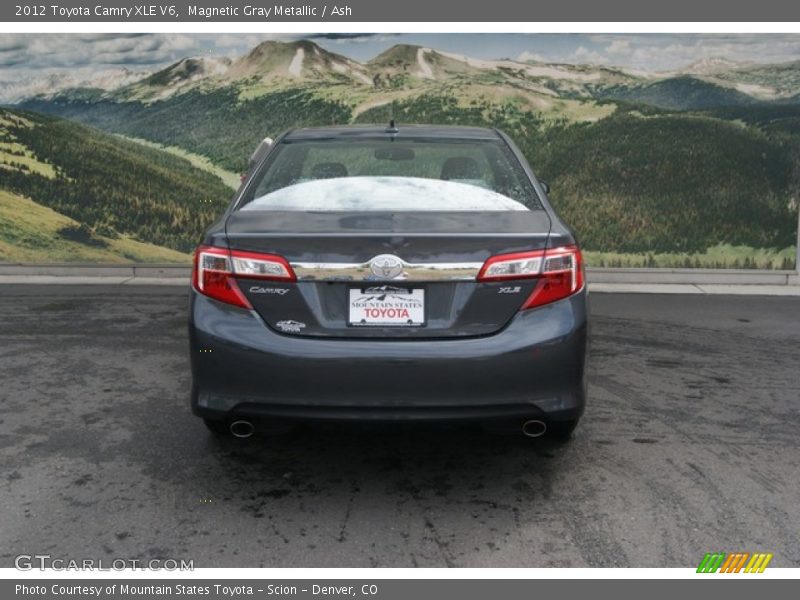 Magnetic Gray Metallic / Ash 2012 Toyota Camry XLE V6