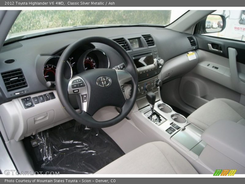 Classic Silver Metallic / Ash 2012 Toyota Highlander V6 4WD